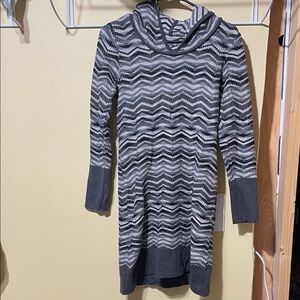Prana Gray Chevron Knit Dress